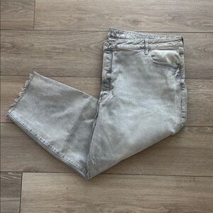 Women’s grey jeans